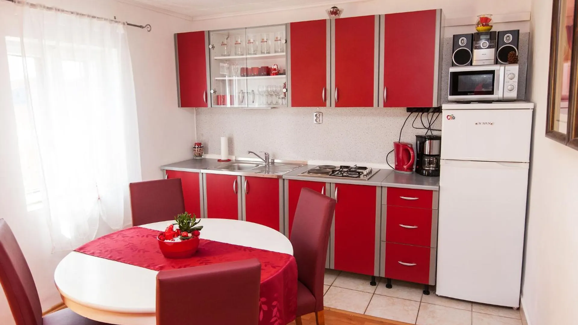 Nice Holiday House With Covered Terrace And Garden Crikvenica